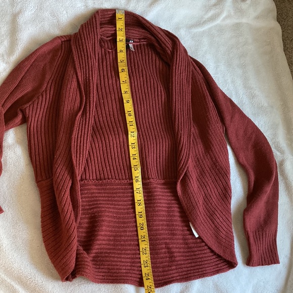 Ribbed H&M Cardigan - Picture 4 of 5